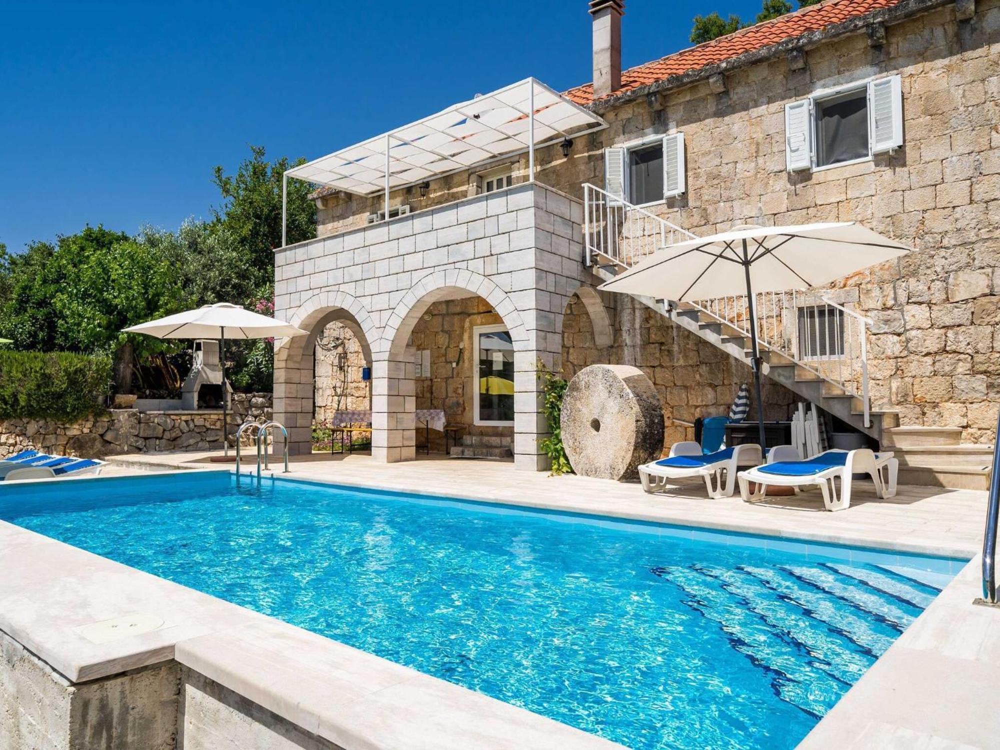 House Ko An-Four Bedroom Villa With Terrace And Swimming Pool Gruda Exteriér fotografie