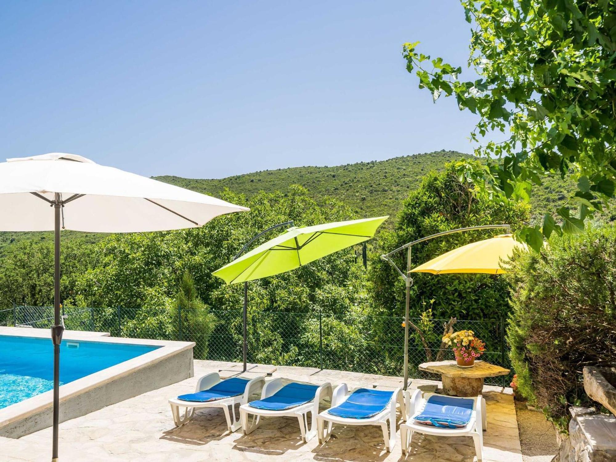 House Ko An-Four Bedroom Villa With Terrace And Swimming Pool Gruda Exteriér fotografie