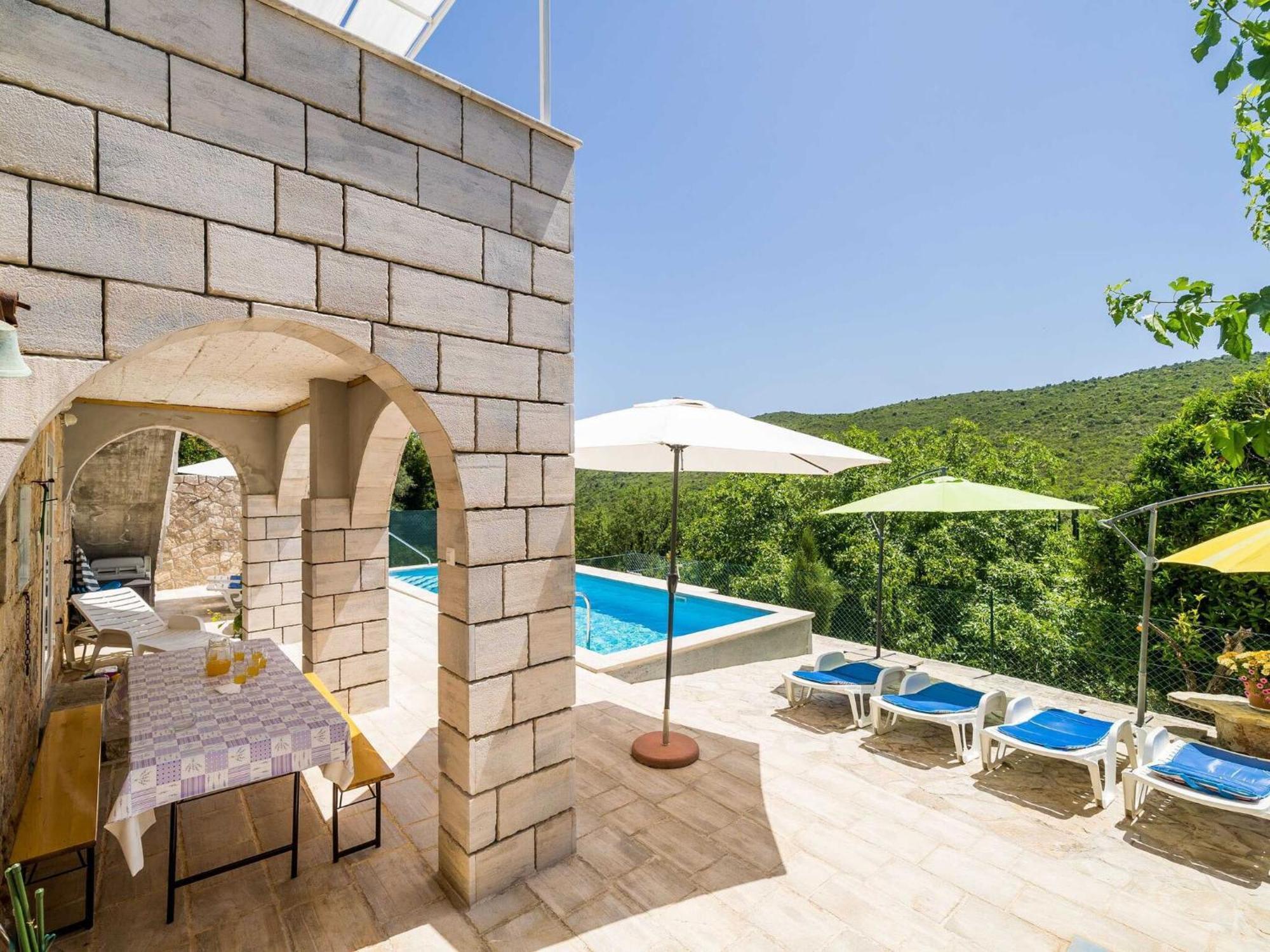 House Ko An-Four Bedroom Villa With Terrace And Swimming Pool Gruda Exteriér fotografie