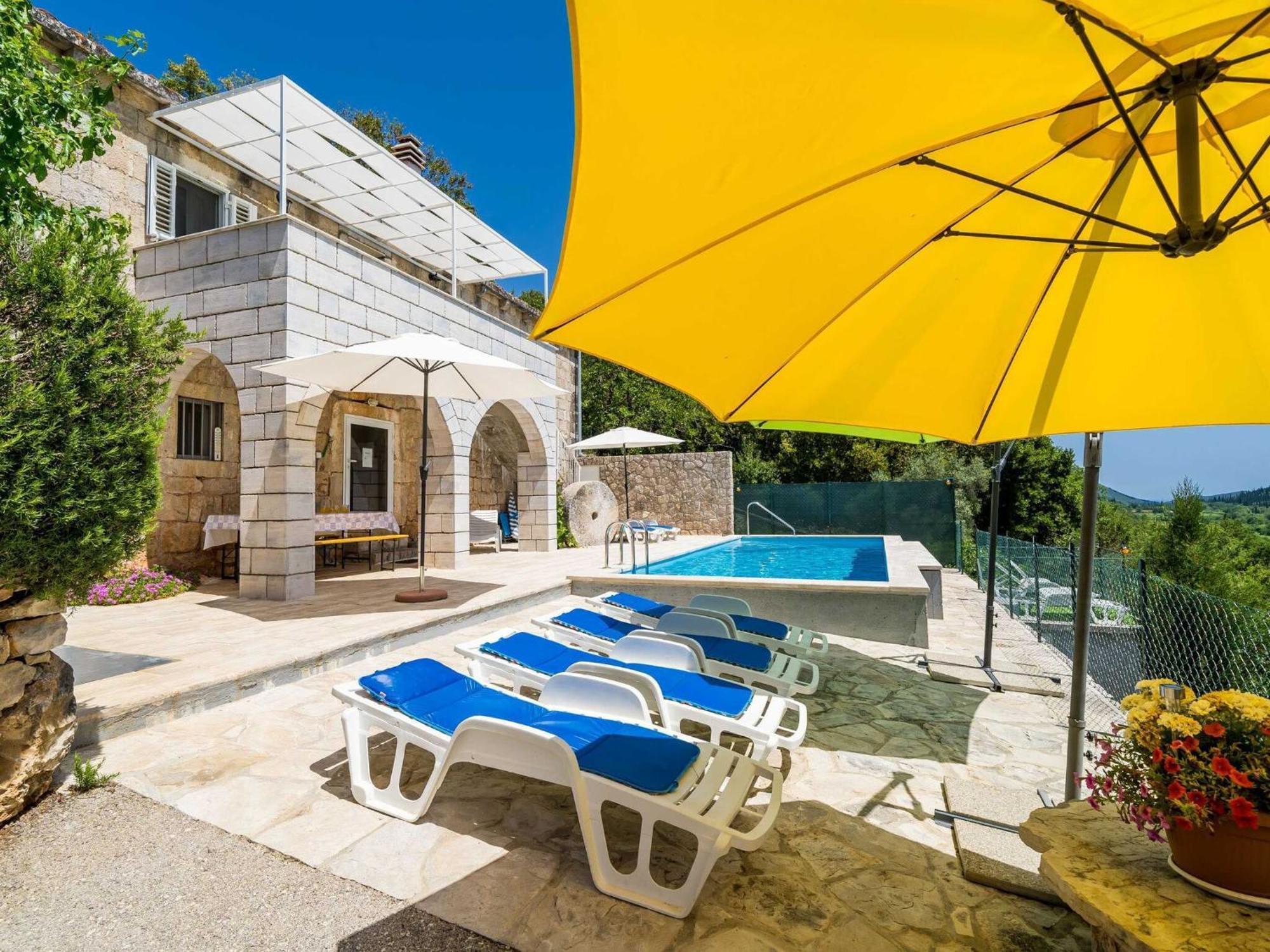 House Ko An-Four Bedroom Villa With Terrace And Swimming Pool Gruda Exteriér fotografie