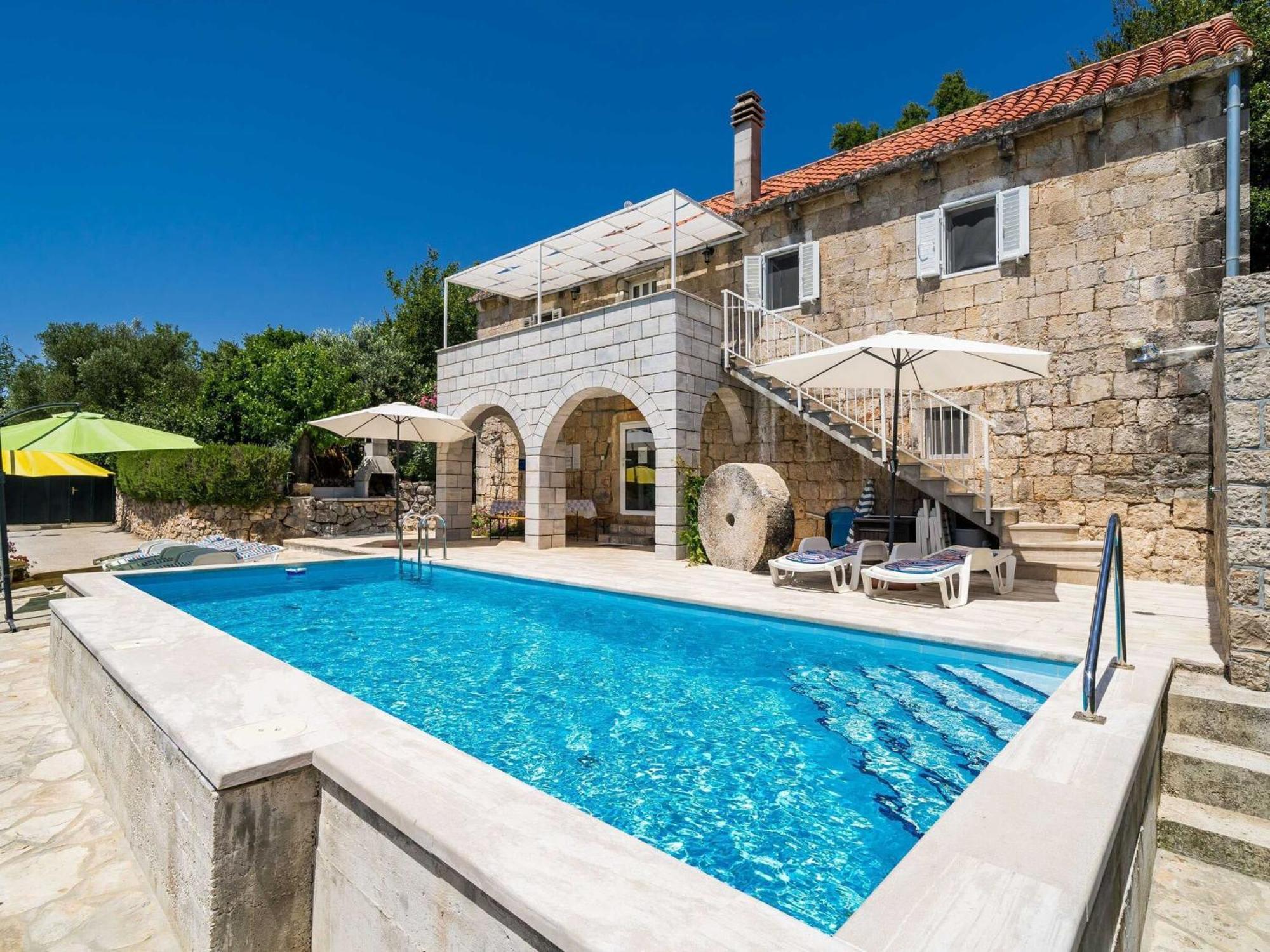 House Ko An-Four Bedroom Villa With Terrace And Swimming Pool Gruda Exteriér fotografie